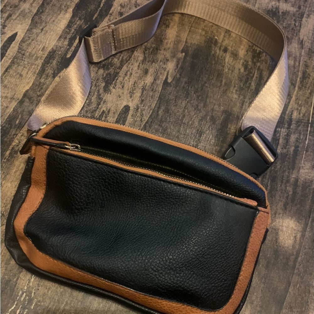 Stylish Black and Brown crossbody/belt Bag